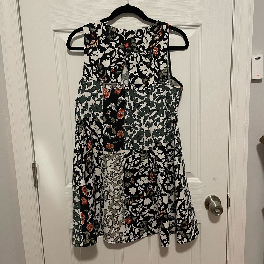 ZARA FLORAL SLEEVELESS SHIFT DRESS - Picture 2 of 4